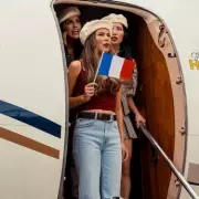 iCarly Fans Ecstatic as Miranda Cosgrove Drops Major Reboot News