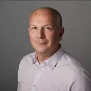 Isle of Wight Helicopter Crash: Emergency Services Rush to Scene After Aircraft Plunges Near Newport