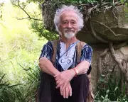 Kevin Mott Obituary: Renton's Unlikely Music Icon and Local Legend Remembered