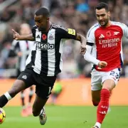 Liverpool and Arsenal Eye Stunning Move for Newcastle's Alexander Isak – Transfer Battle Heats Up!