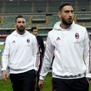 Man Utd and Man City Eye PSG's Gianluigi Donnarumma in Shock Transfer Move