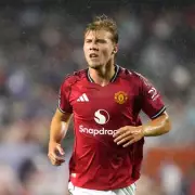 Man Utd's Rasmus Hojlund Faces Stiff Competition as Benjamin Sesko Stalls on New Leipzig Deal