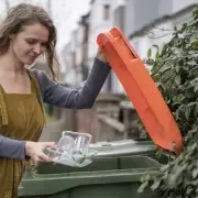 Neighbour From Hell Dumps Rubbish in My Garden - The Rudest Note I've Ever Received | UK News