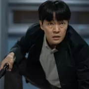 Netflix's Hidden Gem: This Rare 100% Rated Thriller Will Leave You on the Edge of Your Seat