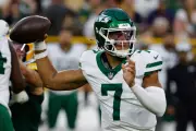 NFL Star Justin Fields Sparks Controversy with 'God' Comment After Jets Defeat