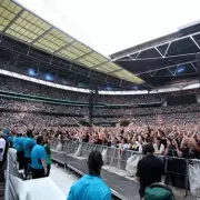 Oasis Legend Alan White's Tragic Death: Bandmates & Fans Mourn the Loss