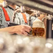 Pub Perfectionist's Pricey Pint: Londoner's £8 Beer Quest Ends in 180-Mile Delivery Shock