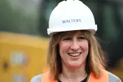 Rachel Reeves Unveils Bold Planning Reforms to Fast-Track UK Infrastructure Projects