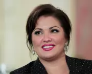 Royal Opera House Faces Backlash Over Invitation to Controversial Soprano Anna Netrebko