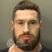 Shocking Moment: Passengers Rush to Help Unconscious Man on London Tube