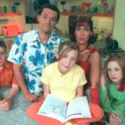 Soap Star's Alien Parent Bombshell: 'My Parents Are From Outer Space' | Exclusive