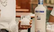 Tesco Slashes Price on Award-Winning Coole Swan Irish Cream Liqueur – Perfect for Summer Cocktails!