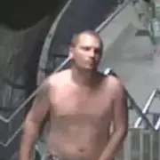 Topless Man Spotted on Roof in Westminster: Police Launch Urgent Appeal