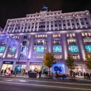 Tourist Stumbles Upon 'World's Smallest Beach' in the UK – And It's Absolutely Tiny!