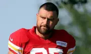 Travis Kelce Snubs Young Fan at Kansas City Chiefs Practice – Fans React