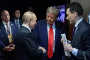 Trump's Controversial Ukraine Peace Plan: A Gift to Putin?