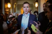 Trump's Mar-a-Lago Under Scrutiny as Hawley's Stock Trading Raises Eyebrows