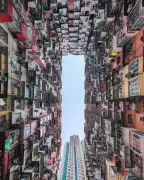 Victor Cheng's Stunning Hong Kong Phone Snapshot Wins Best Mobile Photo Award