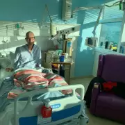 Woman Left Unable to Lift Head After Routine Pillow Change – Shocking Diagnosis Revealed