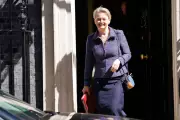 Yvette Cooper Challenges Police Over Nigel Farage's Coutts Account Scandal
