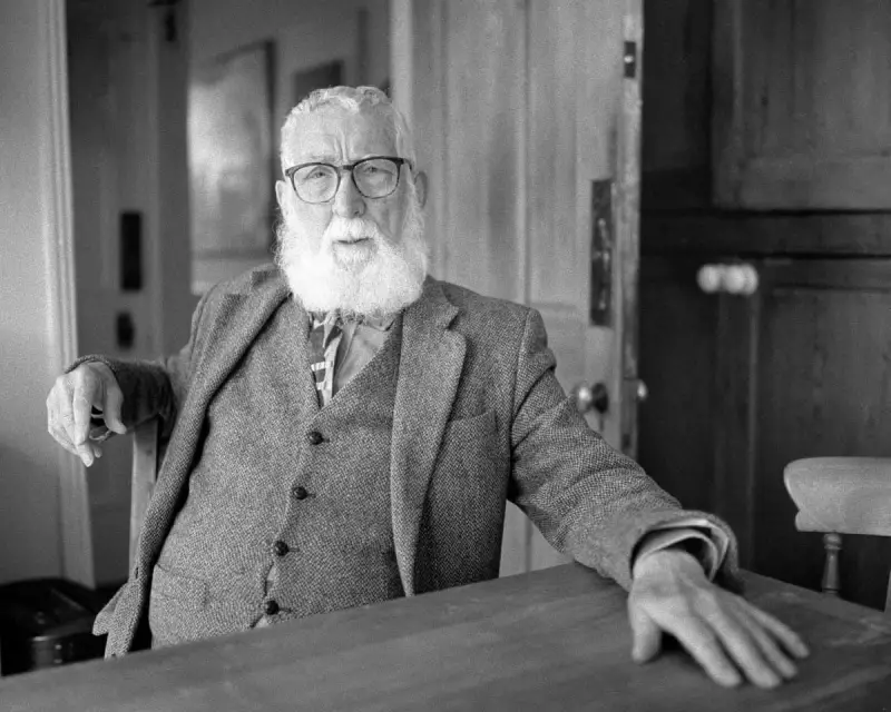 Brian Lewis: The Unsung Hero Who Brought Dylan Thomas to the World | Obituary