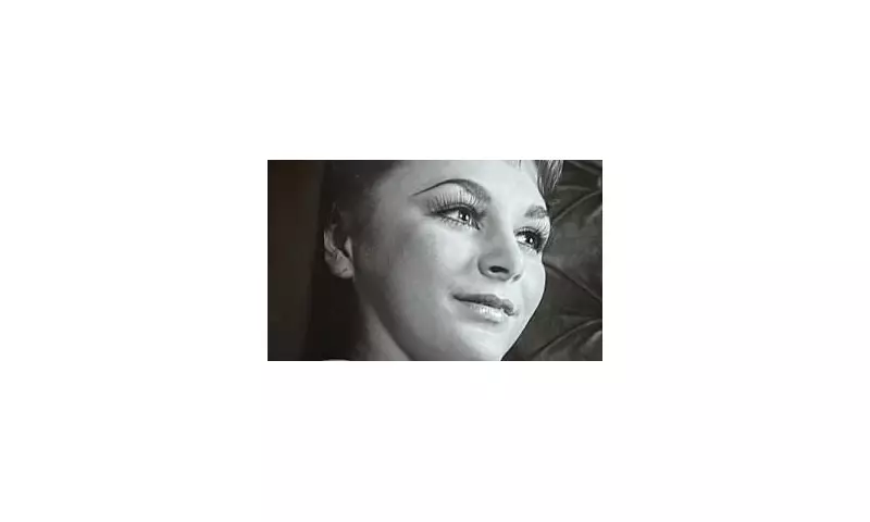 Can YOU Guess This BBC Star? Glamorous Throwback Photo From 48 Years Ago Leaves Fans Stunned!