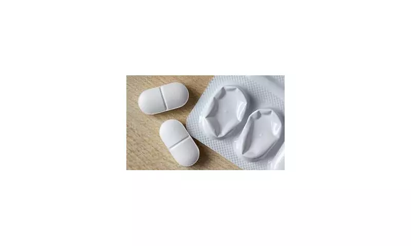 Common Painkiller Found to Slash Bowel Cancer Risk in Groundbreaking UK Study