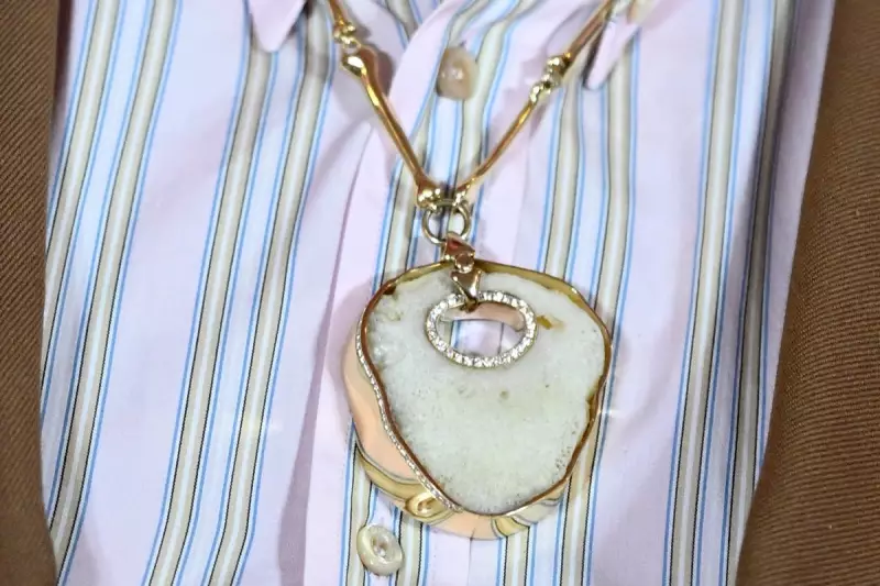 Elton John's Bizarre Kneecap Jewelry Revealed in Shocking New Documentary | The Independent