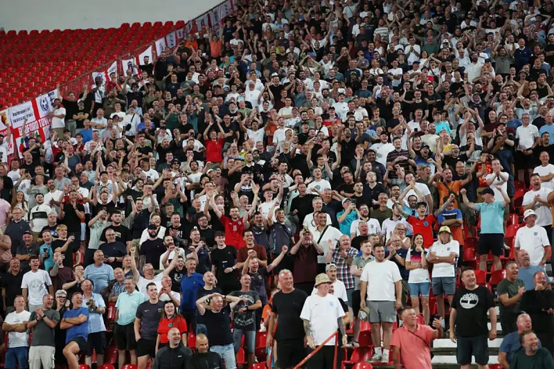 England vs Serbia Fan Violence Erupts in Gelsenkirchen: Riot Police Deployed as UEFA Launches Investigation