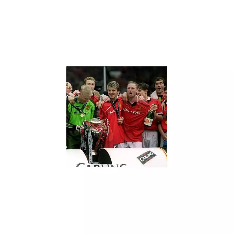 Gary Neville and Peter Schmeichel Slam Glazers in Explosive Man Utd Takeover Rant | Mirror Football