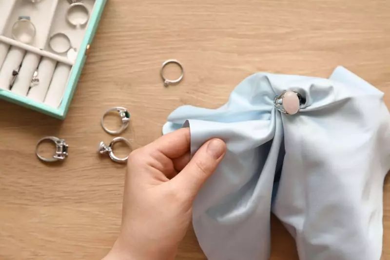 Gold Rush: Brits Flock to Sell Heirlooms as Prices Soar to Record Highs