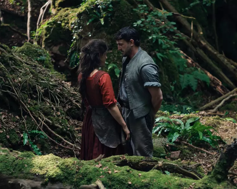 Hamnet Film Review: A Heart-Wrenching Masterpiece Stuns Toronto | TIFF 2025