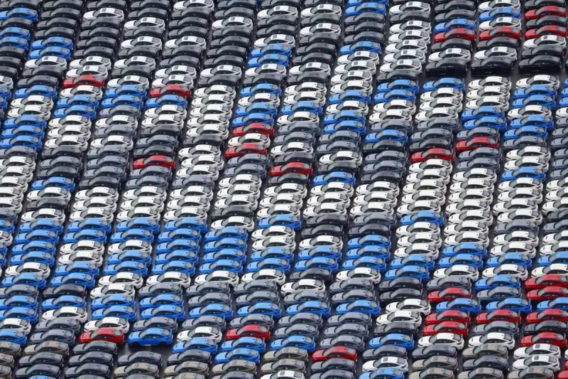 Japan's Former Defence Minister Shigeru Ishiba Eyes Leadership Bid, Posing Challenge to Bank of Japan's Policies