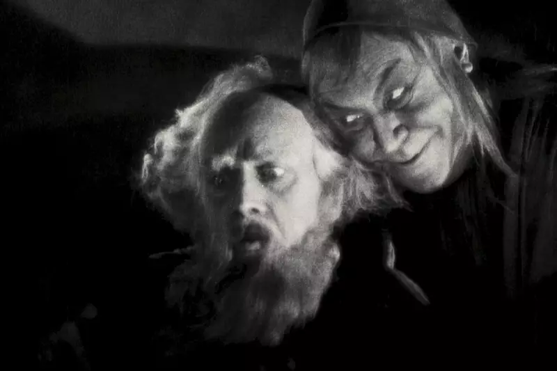 Julia Fox Slams Hollywood's 'Fake' Culture: 'LA People Are Soulless' | Exclusive Interview