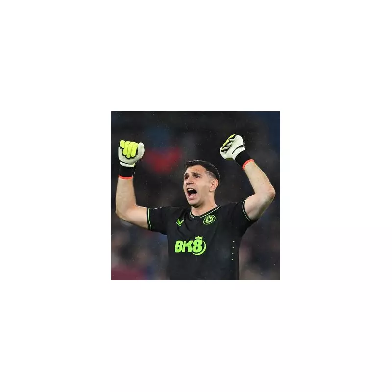 Man Utd Plotting Sensational Swap Deal: Garnacho for Aston Villa's World Cup Hero Martinez