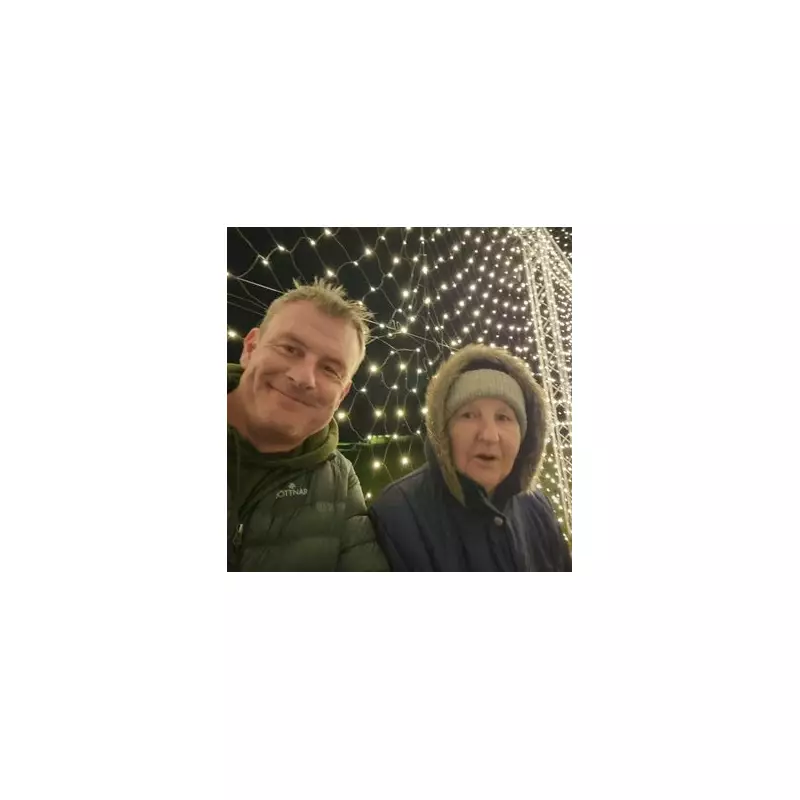 My Mum's Heartbreaking 'Glitch' Was Early Dementia - The Warning Sign We All Missed