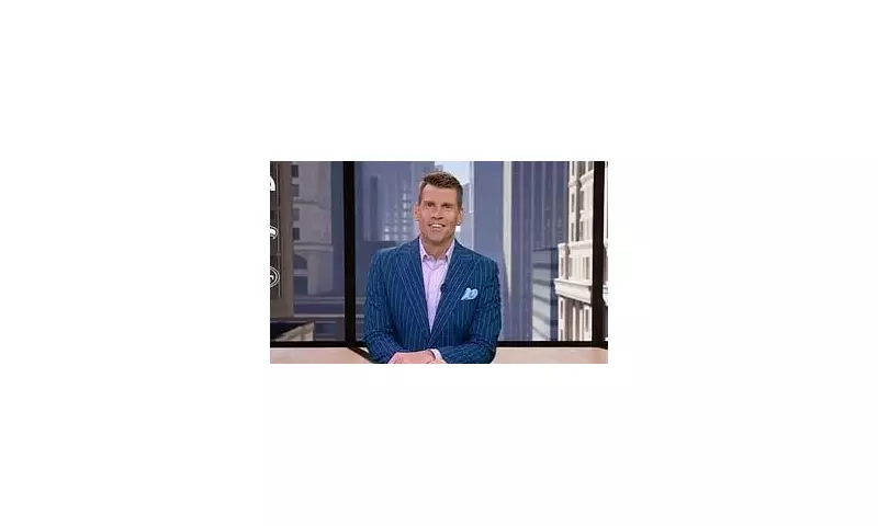 NFL RedZone's Scott Hanson Reveals Why The Show Has No Commercials | Inside The Seven-Hour Ad-Free Broadcast