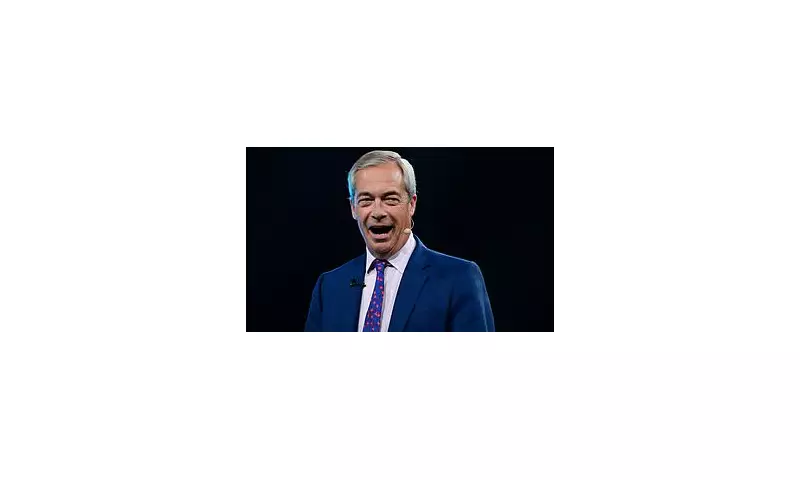 Nigel Farage Blasts 'Gutless' UK Leaders in Fiery Patriotic Rally | Reform UK's Crusade