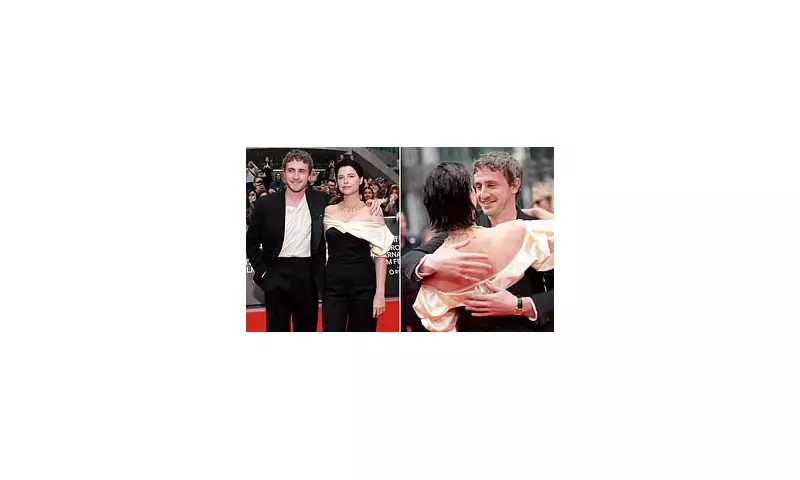 Paul Mescal and Jessie Buckley Share Emotional Embrace at 'Hamnet' Premiere | Toronto Film Festival