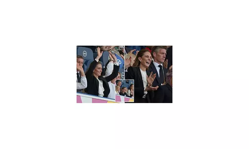 Princess of Wales's Unforgettable Rugby Outing: Kate Middleton Leads Mexican Wave with Infectious Enthusiasm at Twickenham