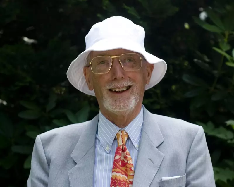 Professor Chris Calladine: Cambridge Giant Who Revolutionised DNA and Engineering Dies at 89