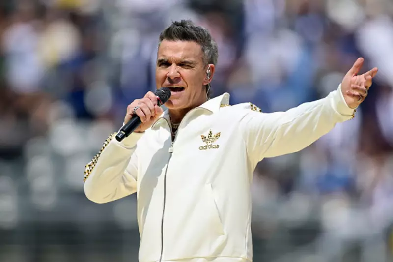 Robbie Williams Drivers Bribed With VIP Treatment During European Tour