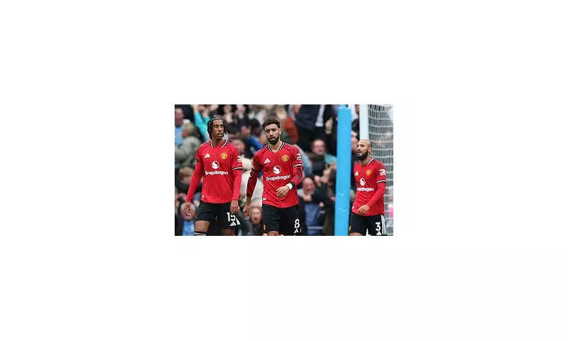 Roy Keane Slams 'Average' Manchester United in Explosive Rant | Amorim Links Dismissed