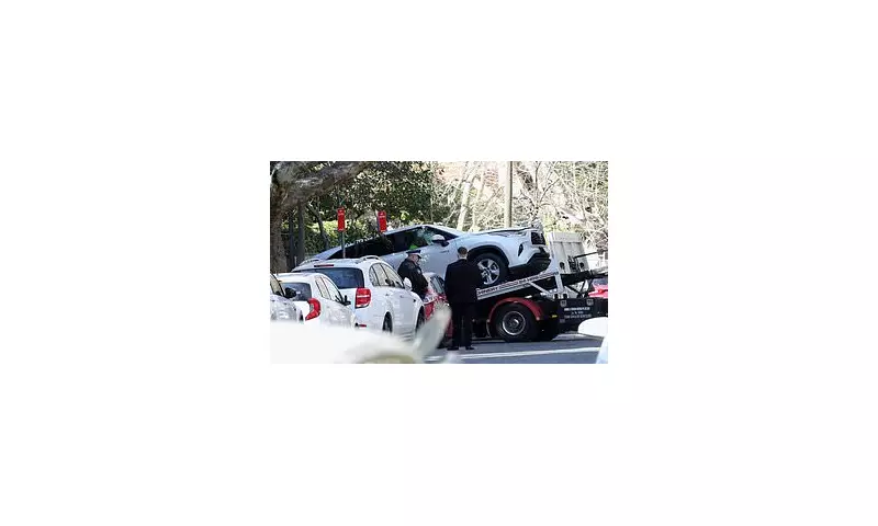 Shocking CCTV: Vehicle Rams Gates of Russian Consulate in Sydney in Brazen Security Breach