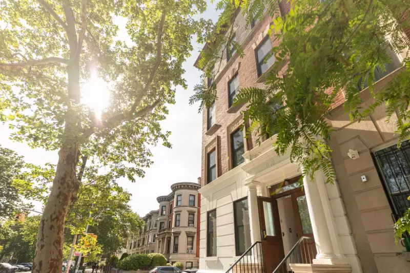 The Co-Living Conundrum: How Pod-Style Housing is Reshaping NYC Neighbourhoods and Fuelling Gentrification Debates