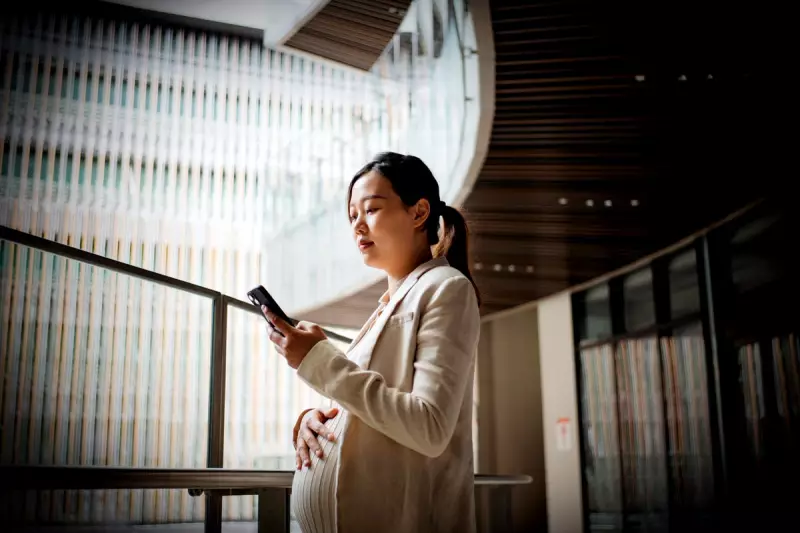 Trump Revives Autism-Link Claim: Tylenol Warning for Pregnant Women Sparks Legal and Medical Debate