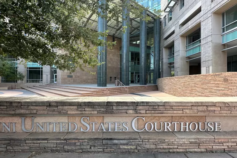 US State Threatens Legal Action Against Lawyers for Aiding Migrant Children in Arizona