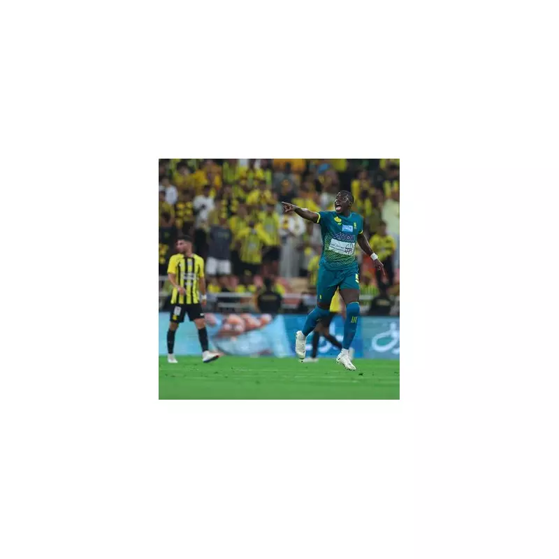 West Ham United's Kurt Zouma Transfer Saga: Defender's Future Hangs in the Balance Amid Contract Standoff