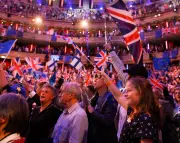 A Night of Unity: How a Simple Flag Transformed the 2025 BBC Proms Finale