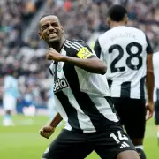 Alexander Isak to Liverpool? Newcastle Contract Talks Stalled as Reds Circle | Exclusive